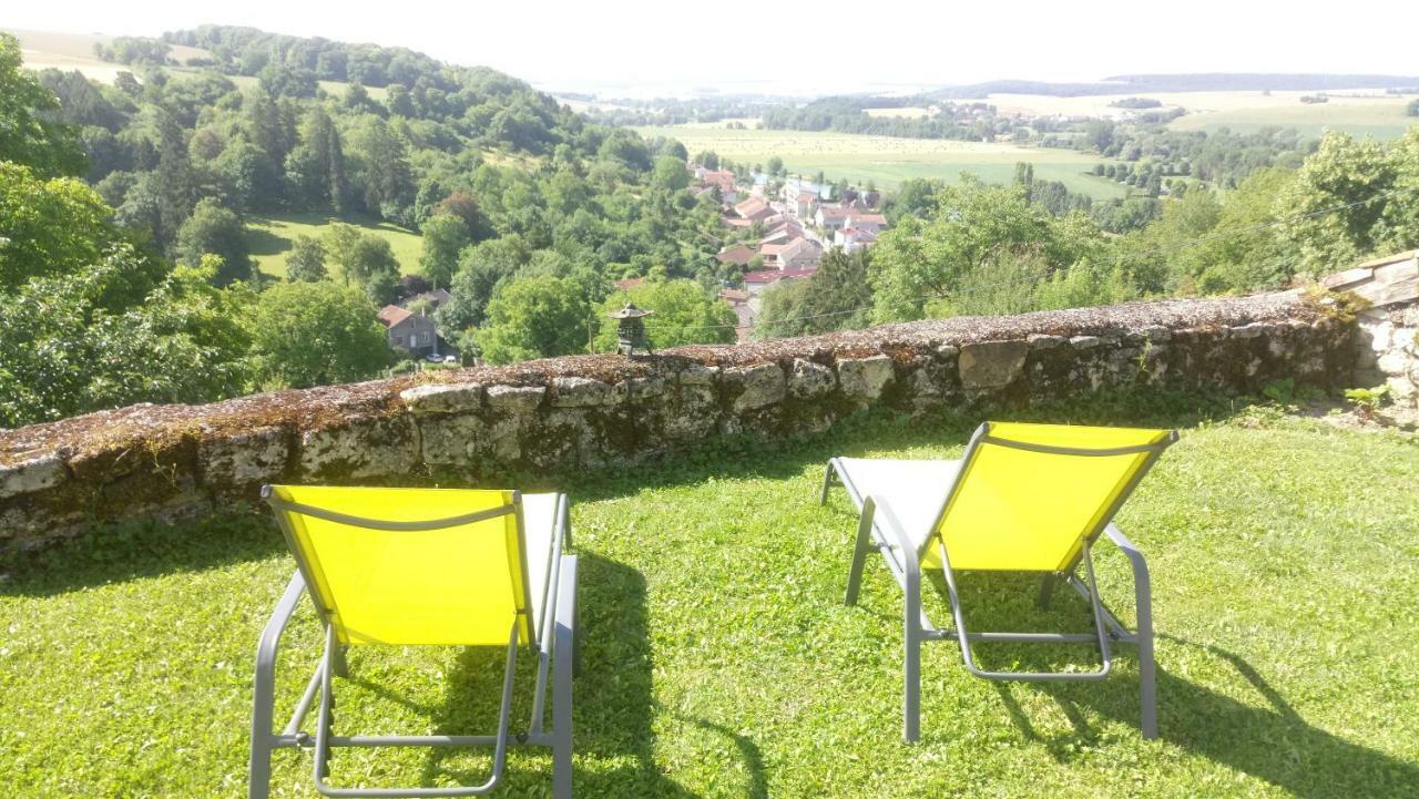 B&B CHEZ FOUCHS - Chambre d'hôtes Dun-sur-Meuse Exterior foto